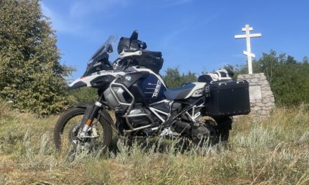 Solo Moto- Facing Down the Giants