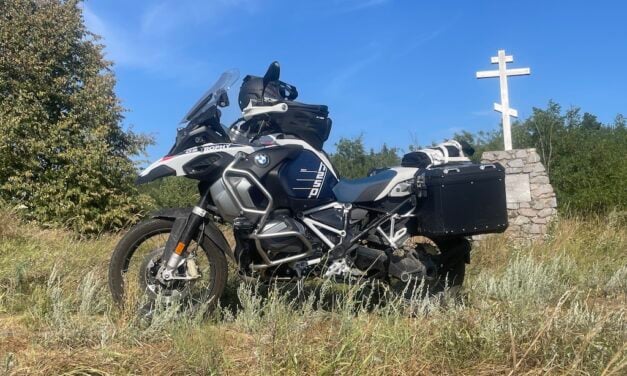 Solo Moto- Facing Down the Giants